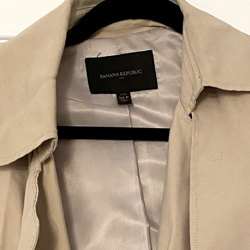 Banana republic beige trench coat